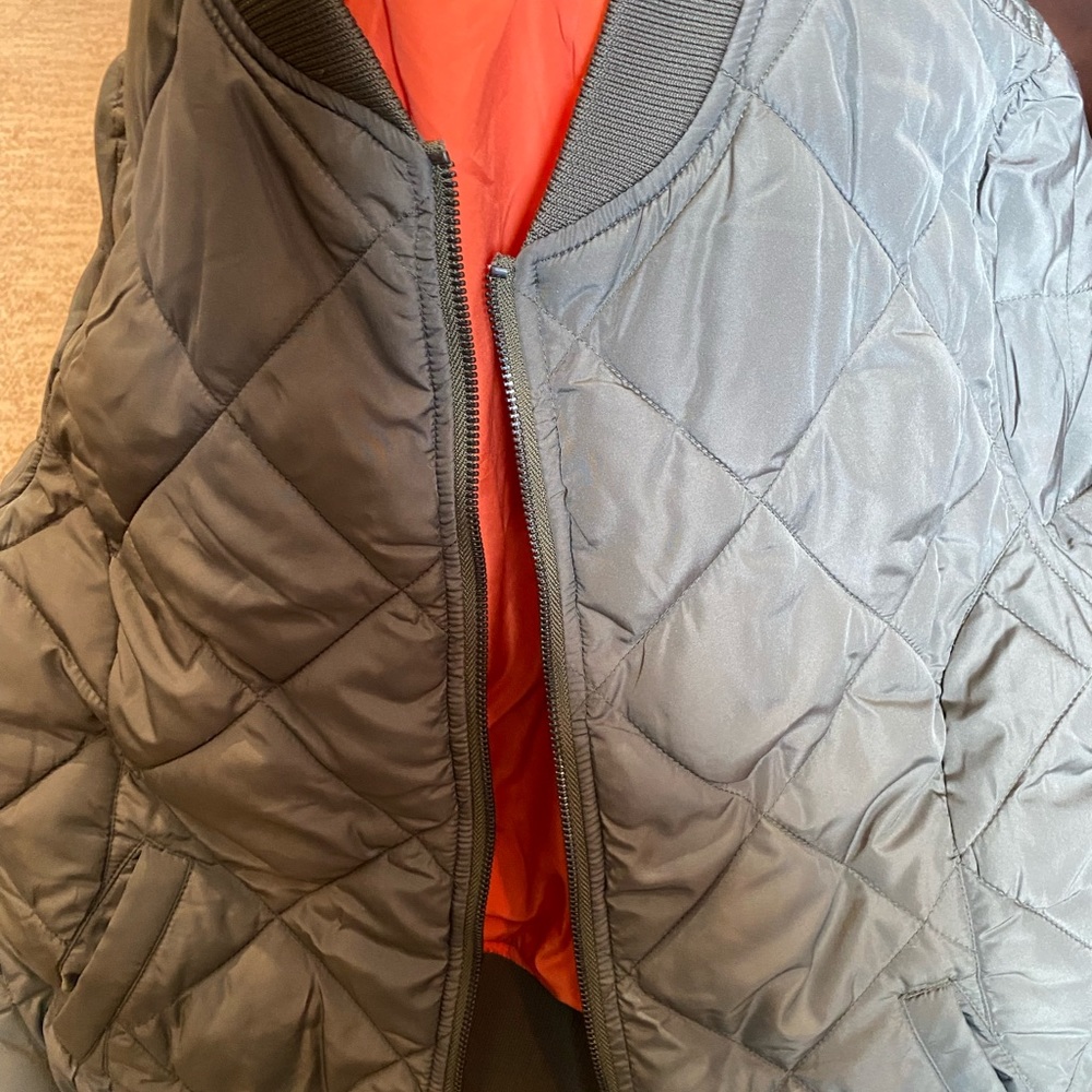 Green sanctuary bomber